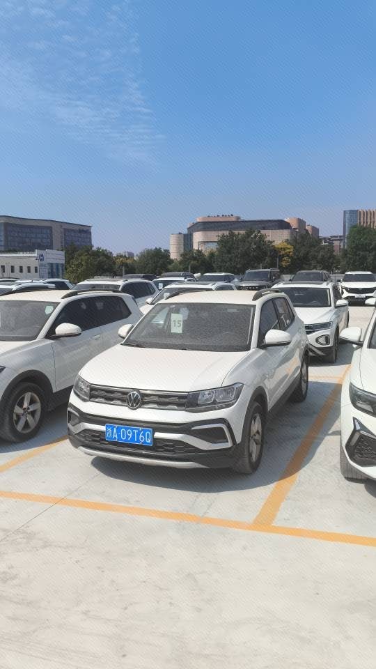 Volkswagen T-Cross 2025 car image 
