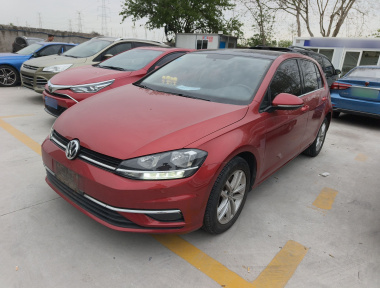 Volkswagen Golf 2018 car image 