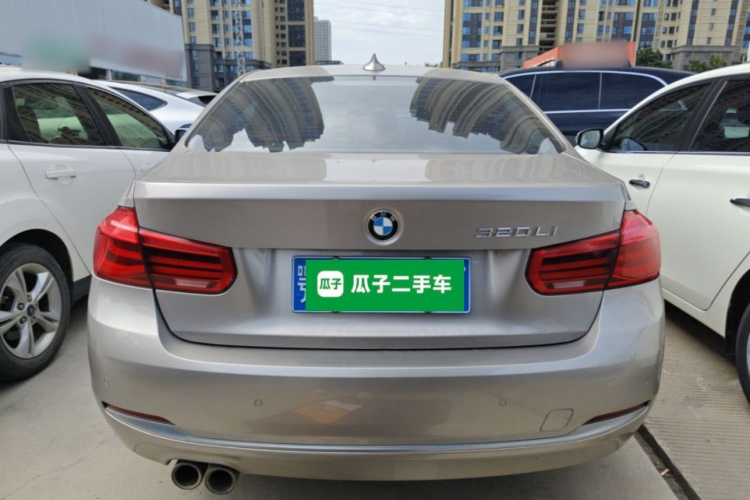 BMW 3 Series 2018 #6 BMW 3 Series 2018 car image #6