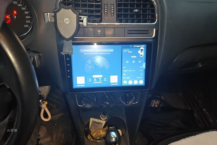 Volkswagen Polo 2017 car image #15