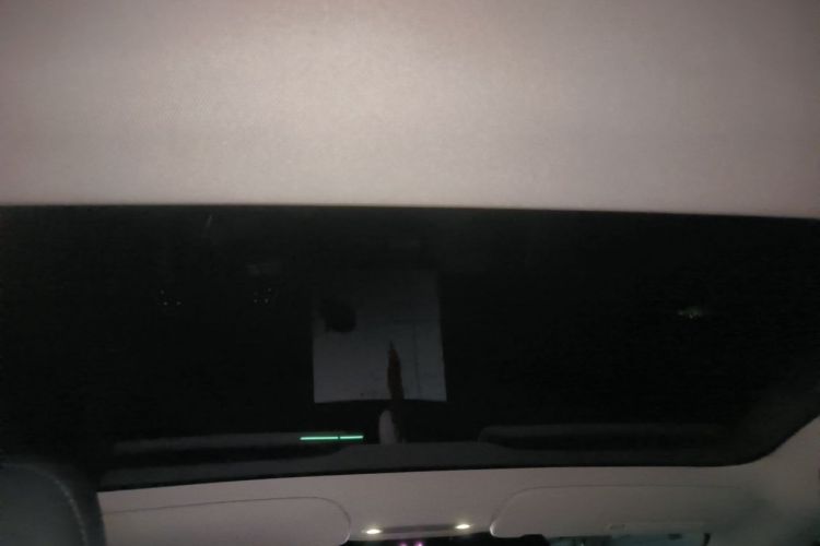 Tesla Model 3 2023 immagine di auto #16