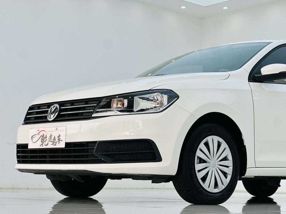 Volkswagen Santana 2022 car image #11