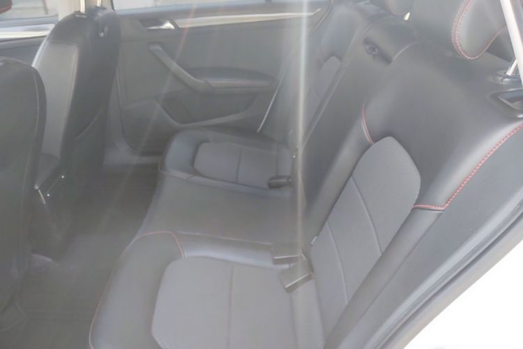 Volkswagen Santana 2018 #17 Volkswagen Santana 2018 car image #17