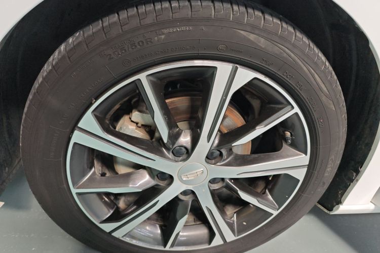 GEELY Emgrand 2023 car image #29