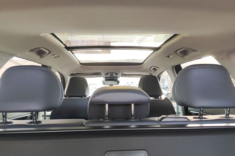 GEELY Boyue L 2025 car image #18