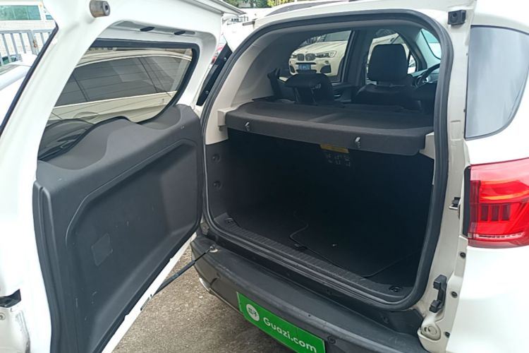 BYD Yuan New Energy 2019 car image #19
