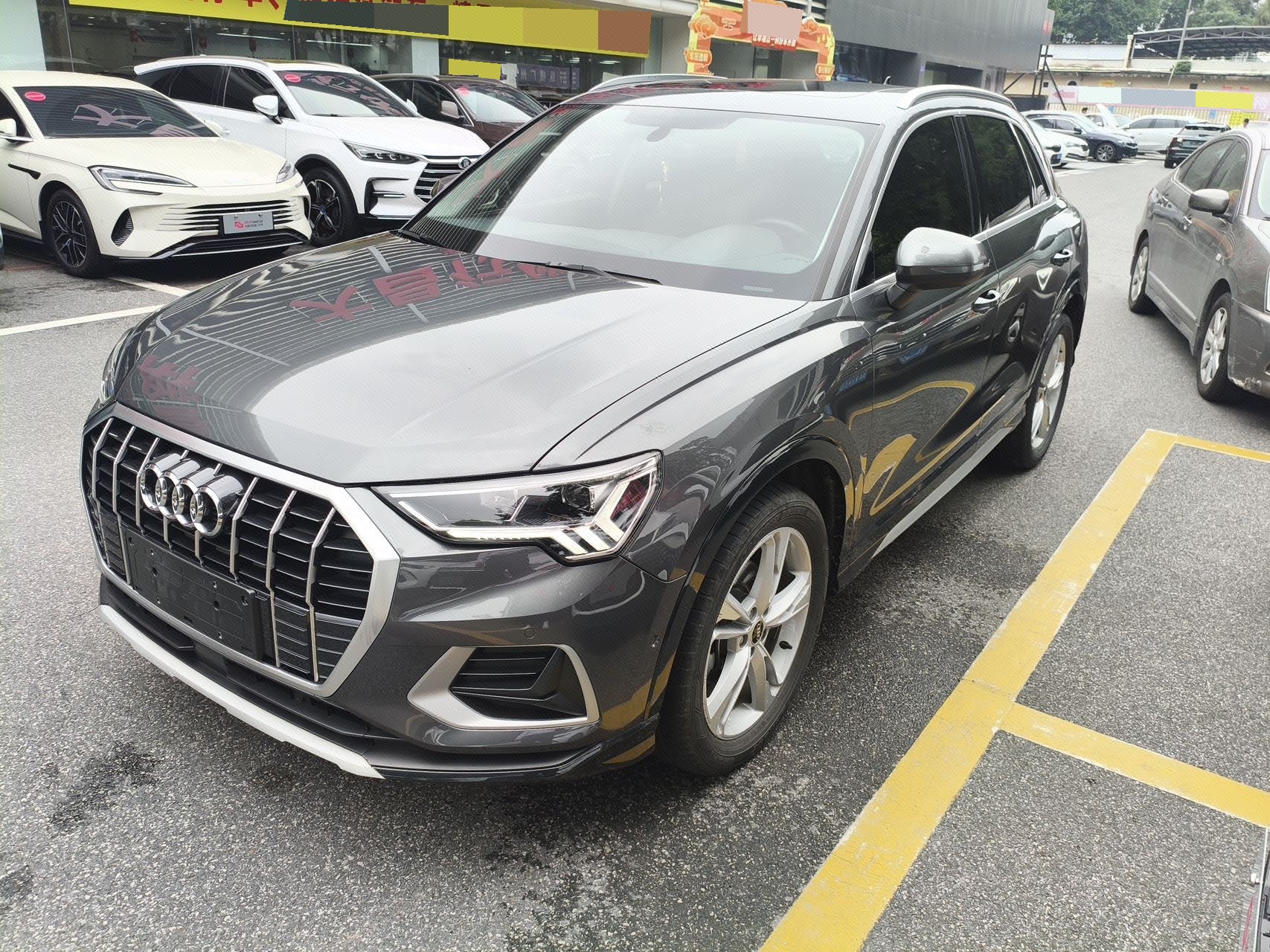 Audi Q3 2023 Audi Q3 2023 car image