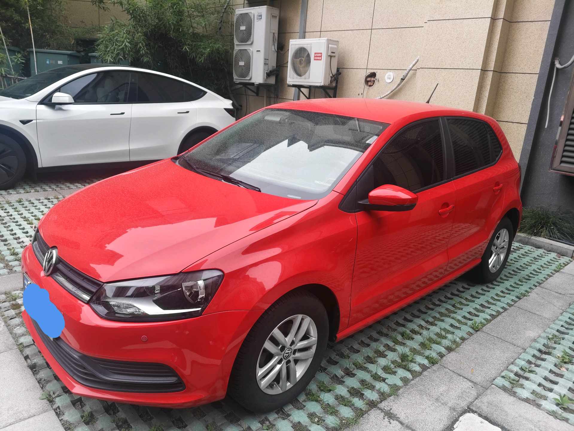 Volkswagen Polo 2019 car image 