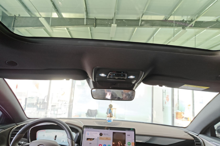 BYD Han 2023 immagine di auto #19