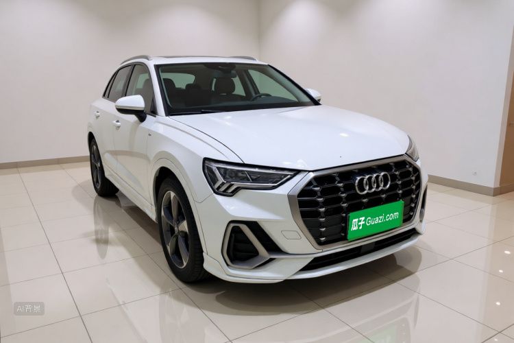 Audi Q3 2019 car image #4