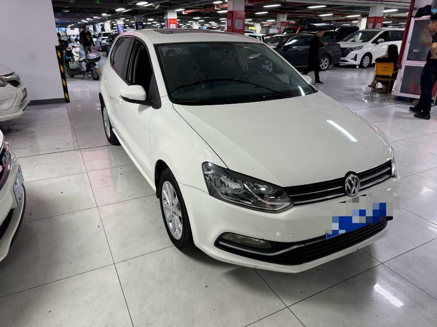 Volkswagen Polo 2016 immagine di auto #2