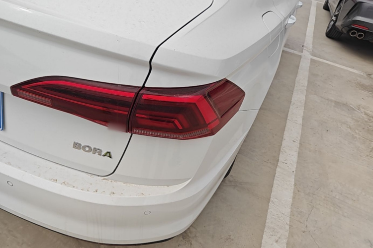 Volkswagen Bora 2020 car image #8