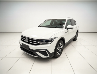 Volkswagen Tiguan L 2023 image de voiture 