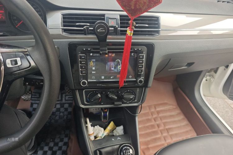 Volkswagen Santana 2017 car image #15