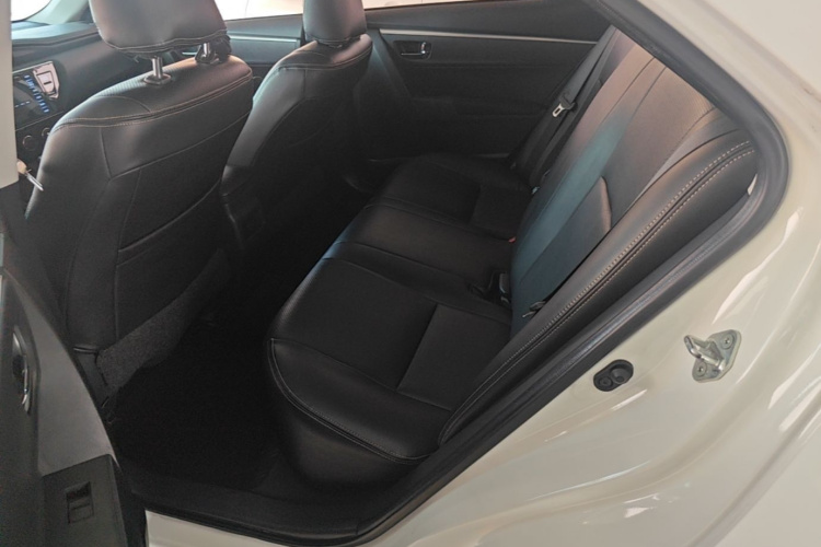 Toyota Corolla 2019 #17 Toyota Corolla 2019 car image #17
