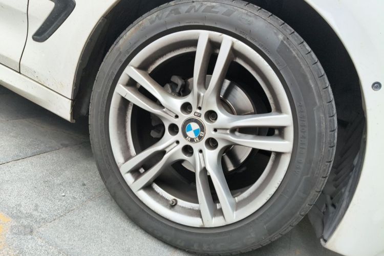 BMW 3 Series GT 2020 car image #9