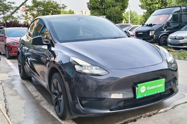 Tesla Model Y 2024 #6 Tesla Model Y 2024 immagine di auto #6
