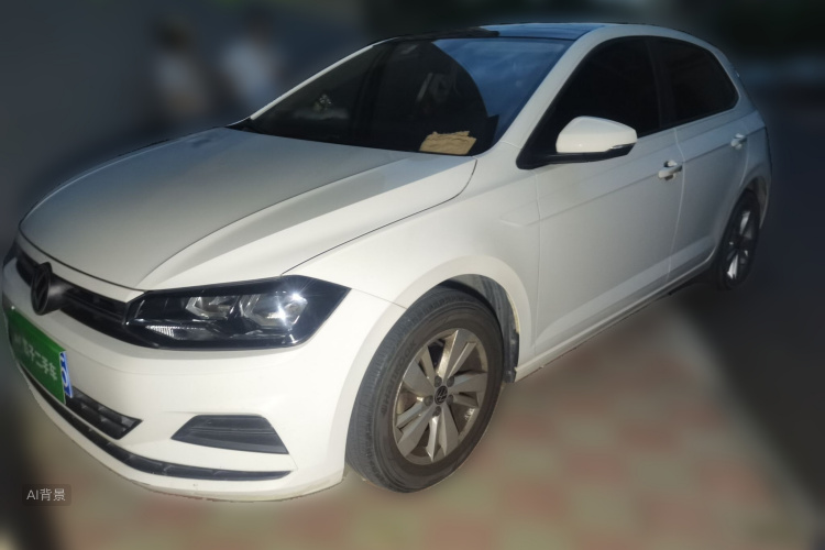 Volkswagen Polo 2021 car image #2