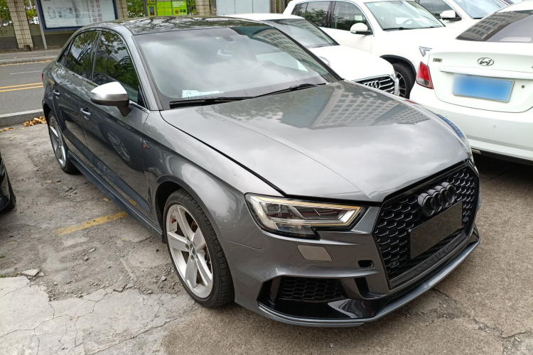 Audi A3 2019 car image #4