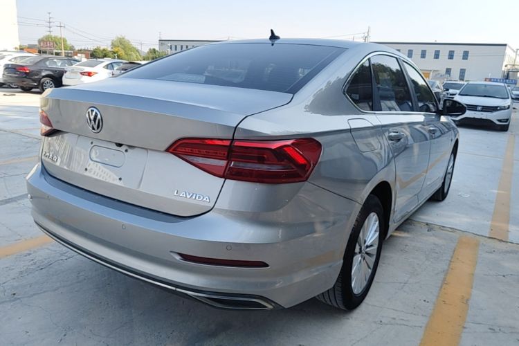 Volkswagen Lavida 2019 #5 Volkswagen Lavida 2019 car image #5