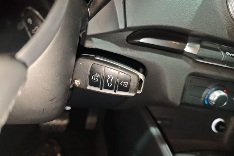 奥迪 奥迪A3 2019 汽车图片 #9