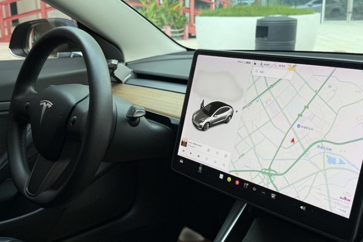 Tesla Model 3 2020 #16 Tesla Model 3 2020 car image #16
