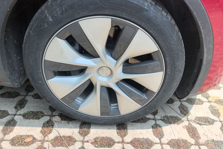Tesla Model Y 2022 #6 Tesla Model Y 2022 immagine di auto #6