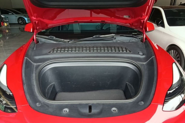 Tesla Model Y 2022 #20 Tesla Model Y 2022 car image #20