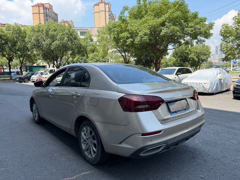 GEELY Emgrand 2021 car image #8