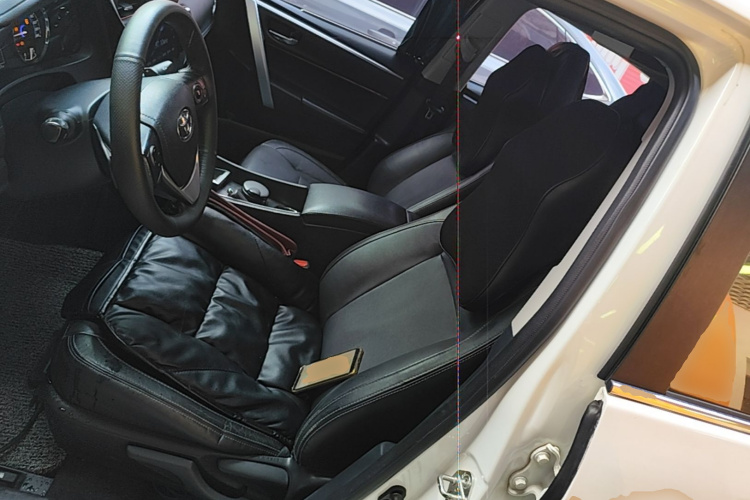 Toyota Corolla 2017 car image #15