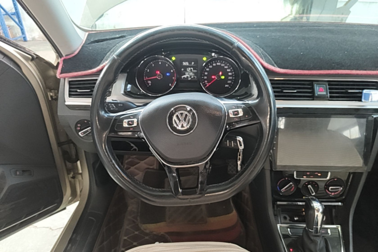 Volkswagen Bora 2018 #11 Volkswagen Bora 2018 car image #11