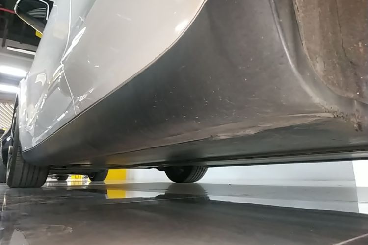 Tesla Model Y 2023 #27 Tesla Model Y 2023 car image #27
