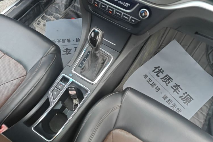 GEELY Emgrand 2017 #14 GEELY Emgrand 2017 car image #14