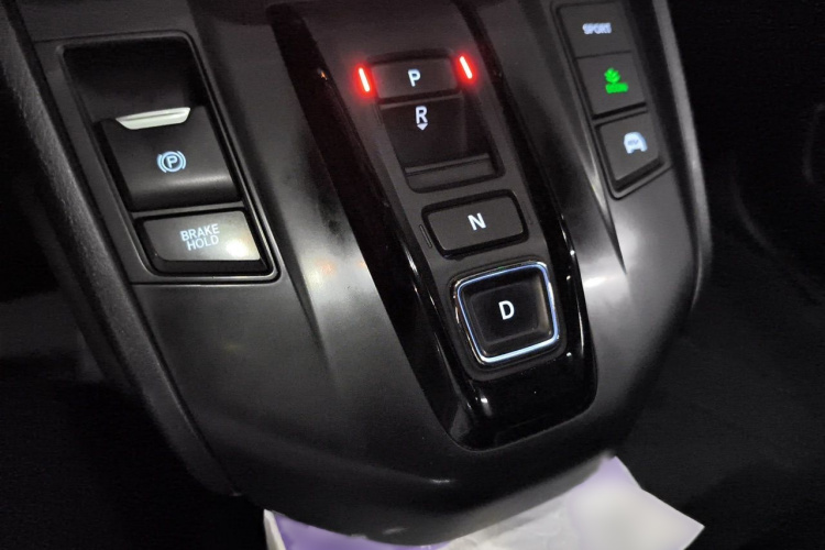 Honda CR-V 2020 #18 Honda CR-V 2020 car image #18