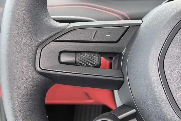 MI SU7 2025 car image #20