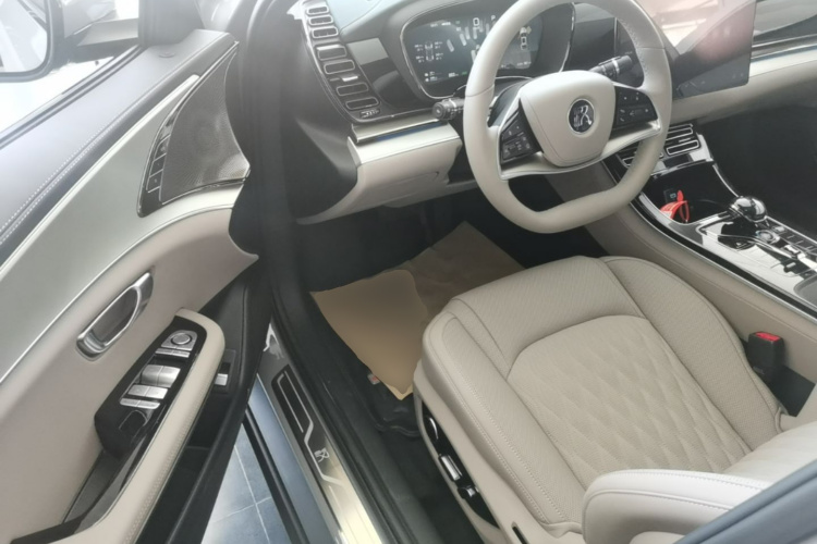 BYD Han 2025 #12 BYD Han 2025 immagine di auto #12