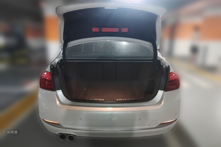 BMW 3 Series 2018 #21 BMW 3 Series 2018 car image #21