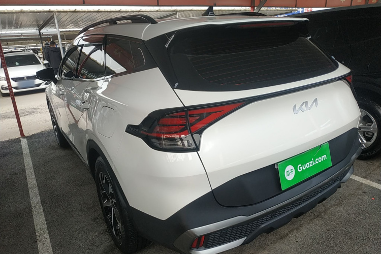 起亚 狮铂拓界 2022 汽车图片 #5