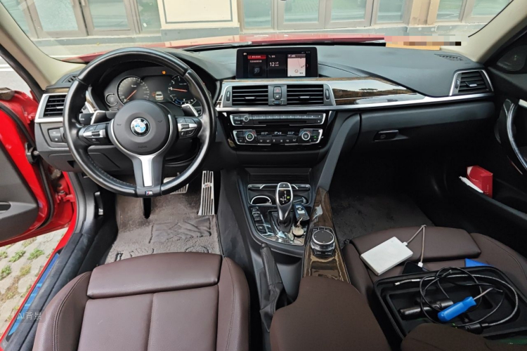 BMW 3 Series 2018 #11 BMW 3 Series 2018 immagine di auto #11