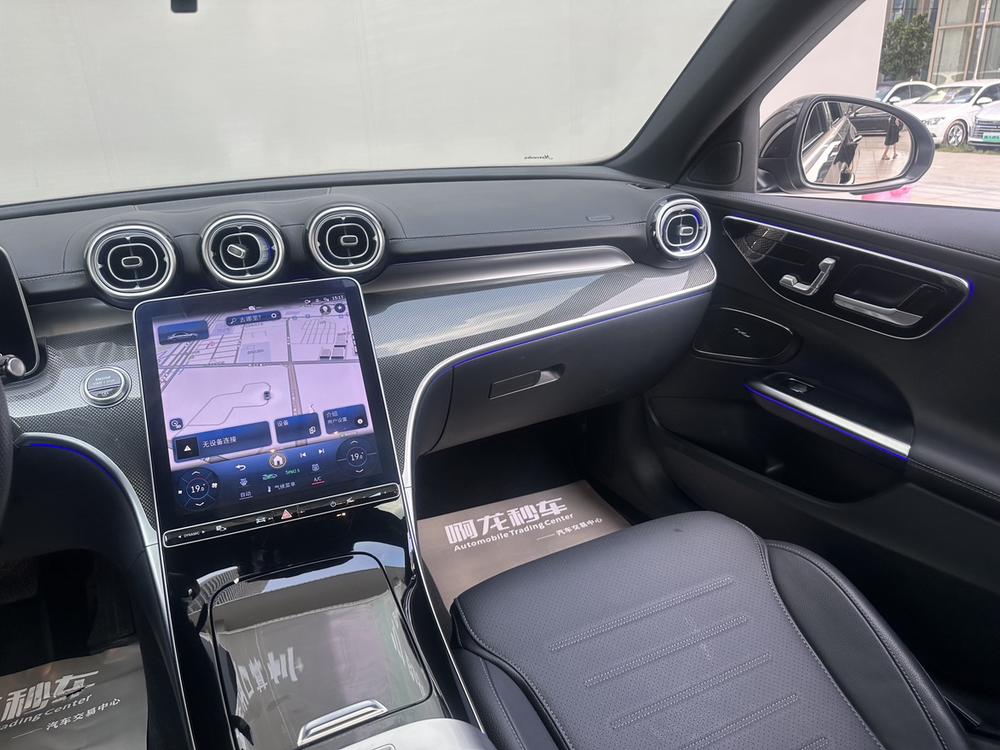 Mercedes-Benz C Class 2024 car image #6