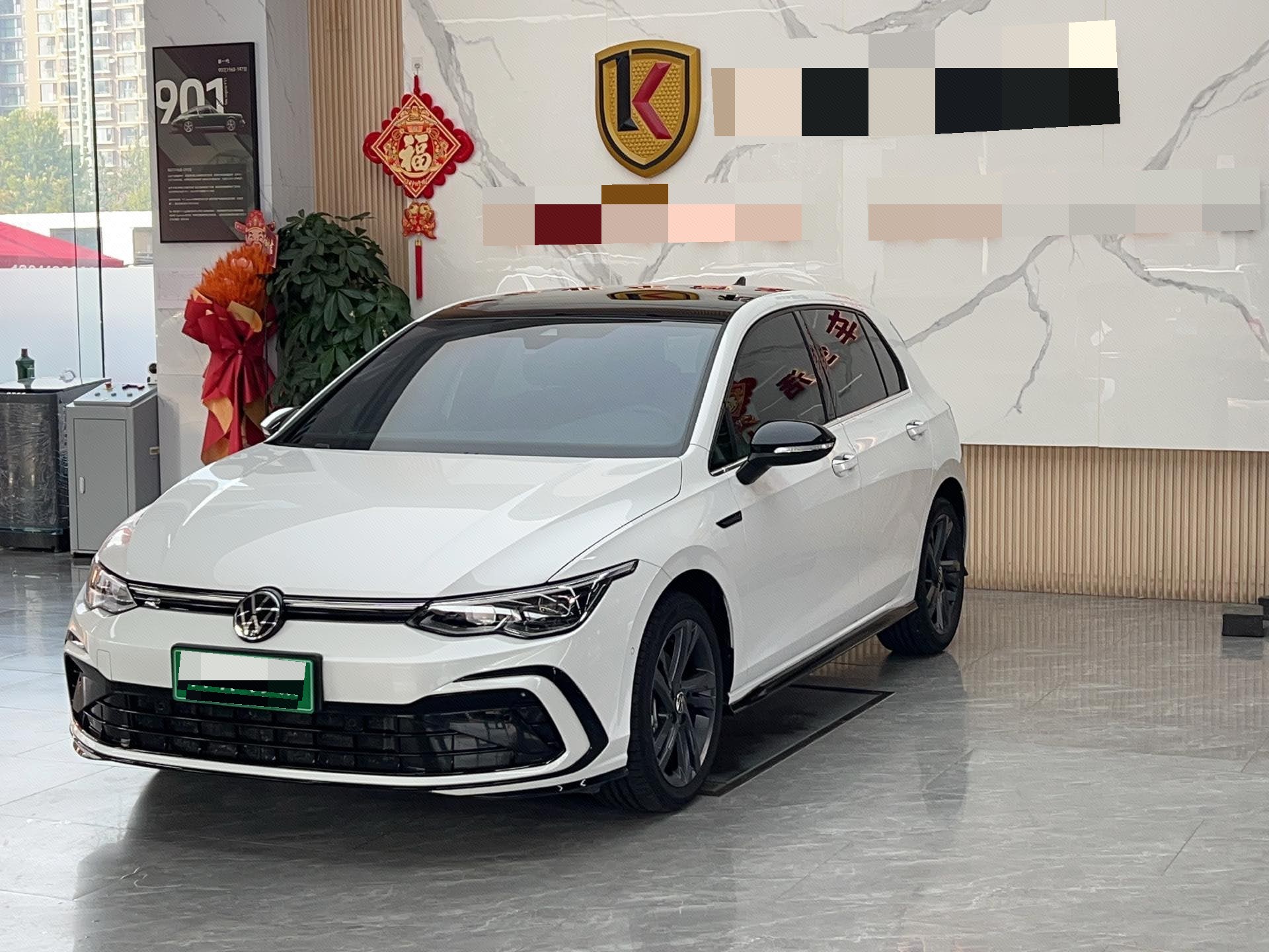 Volkswagen Golf 2024 car image 