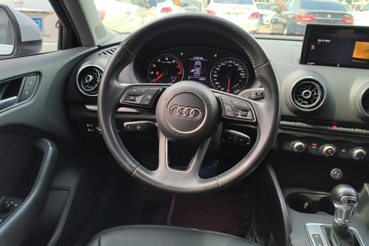 Audi A3 2018 #11 Audi A3 2018 car image #11