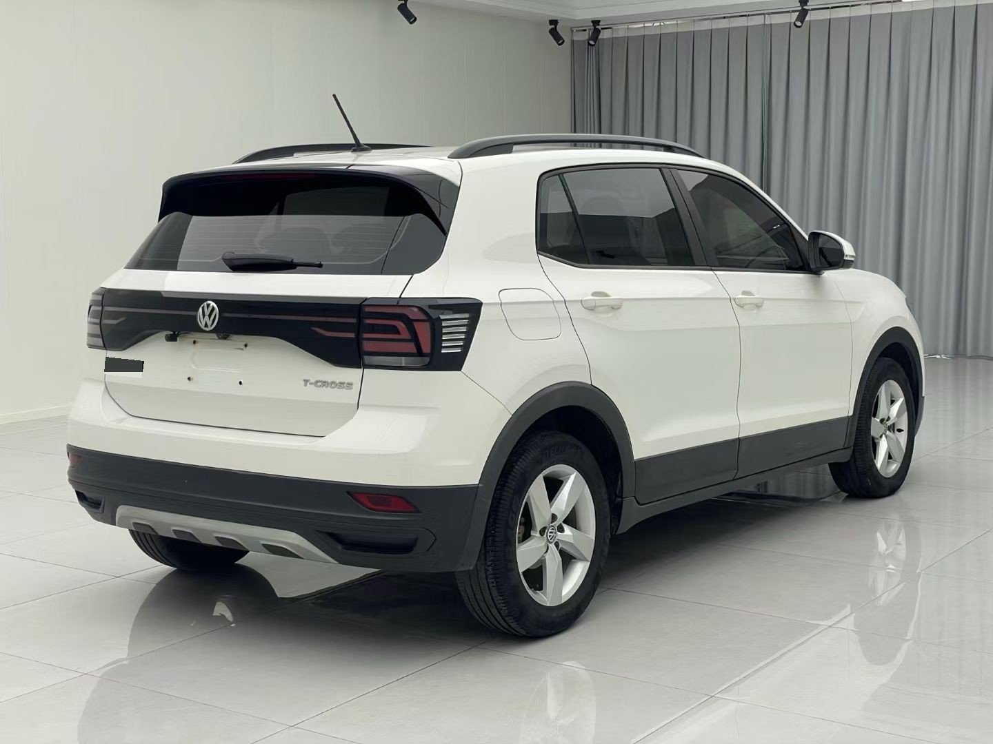 Volkswagen T-Cross 2019 #6 Volkswagen T-Cross 2019 صورة سيارة #6