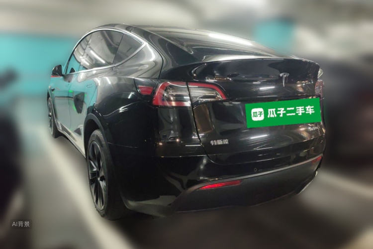 Tesla Model Y 2023 car image #5