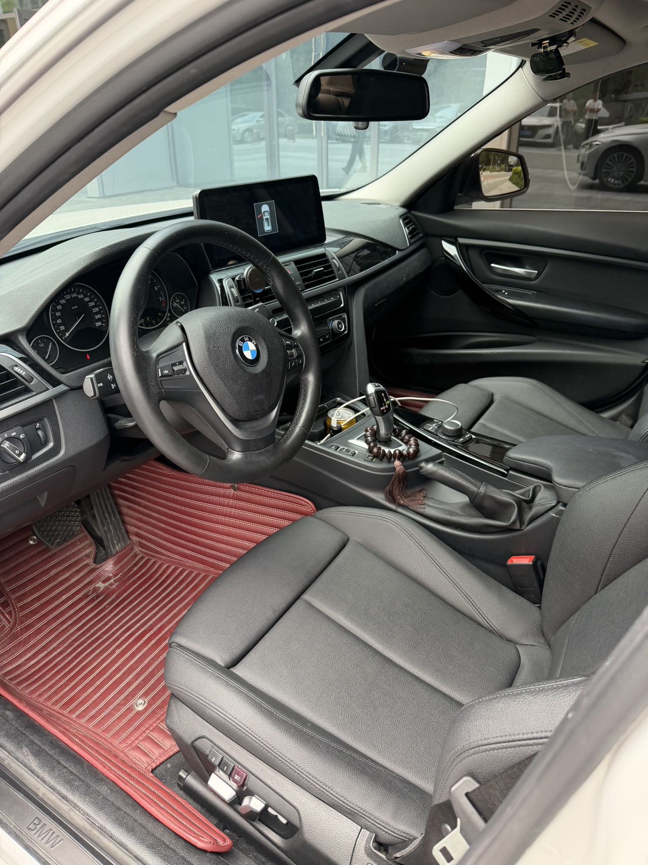 BMW 3 Series 2018 car image #4