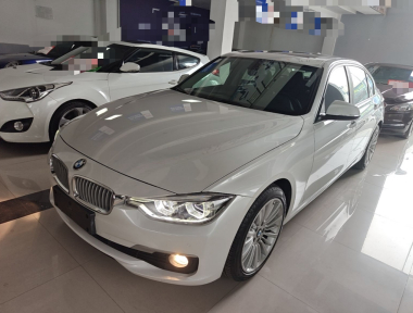 BMW 3 Series 2018 car image 