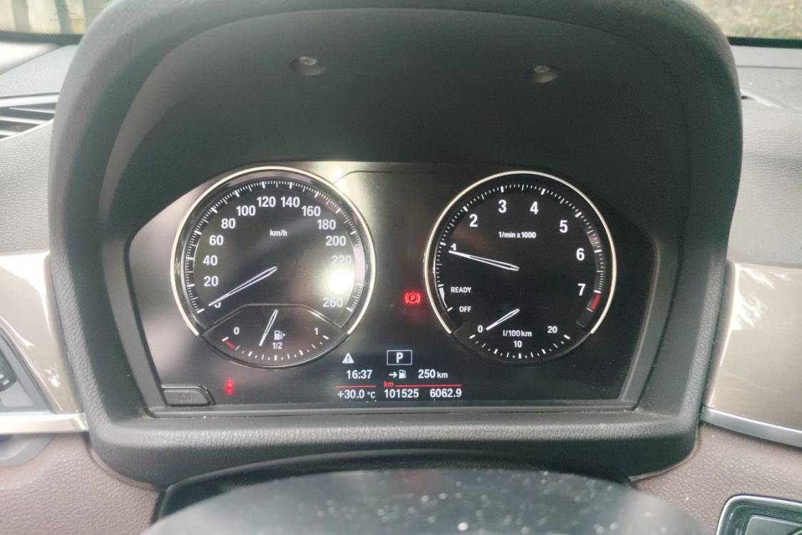 BMW X1 2018 car image #24