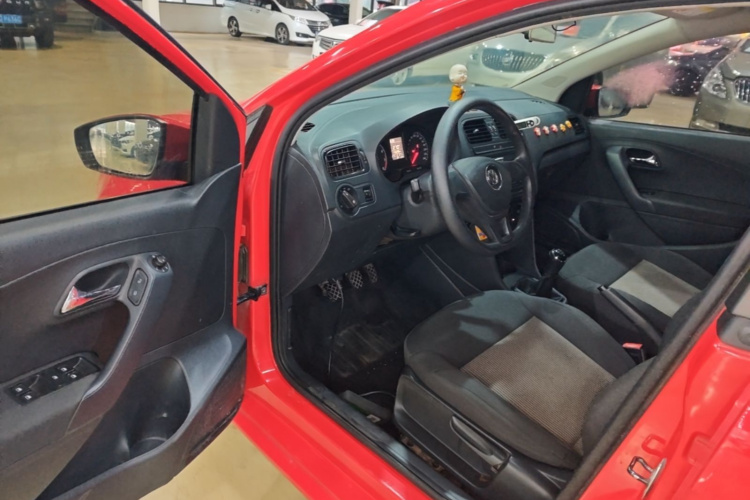 Volkswagen Polo 2017 #16 Volkswagen Polo 2017 car image #16