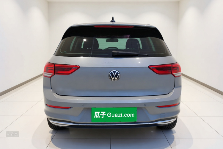 Volkswagen Golf 2021 car image #6