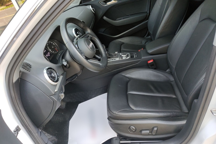 Audi A3 2018 #15 Audi A3 2018 car image #15